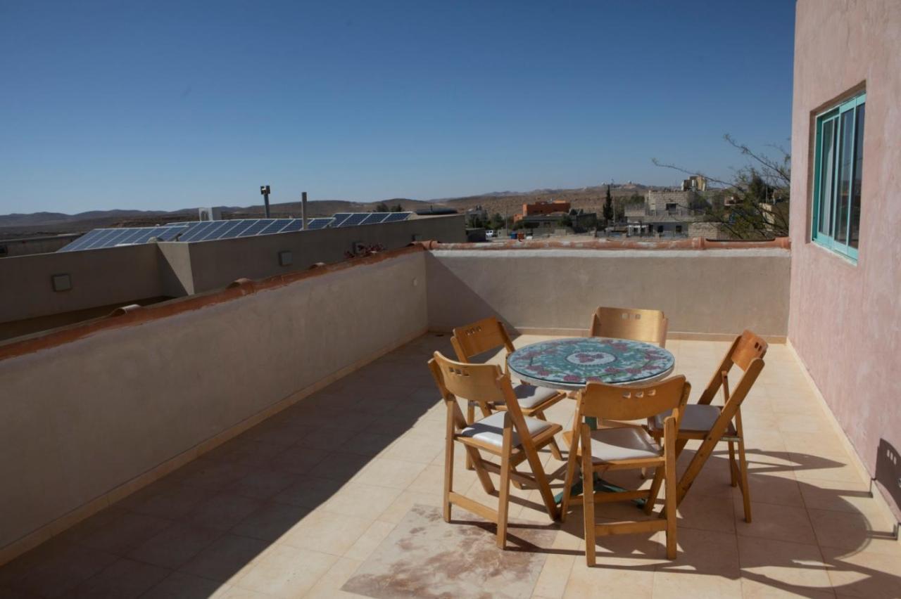על הגג Hotel Mitzpe Ramon Exterior foto